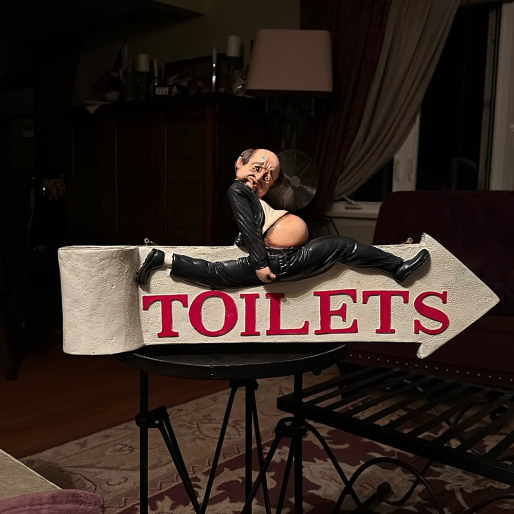Toilet sign
